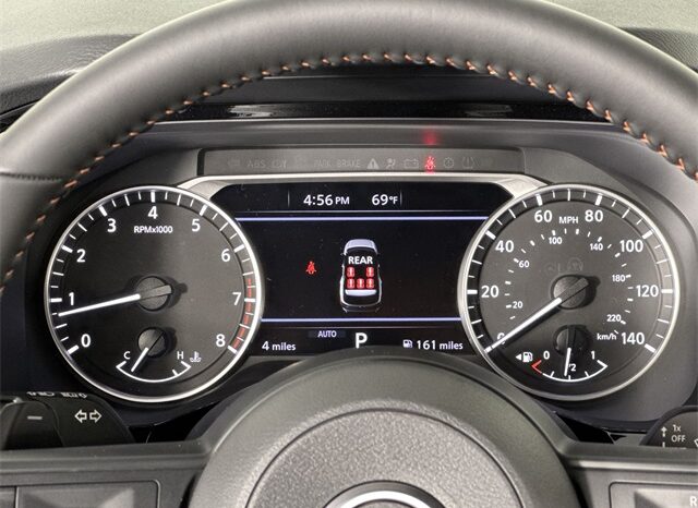 
 Nissan Pathfinder full									