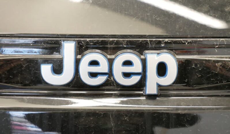 
								Jeep Grand Cherokee 4xe full									