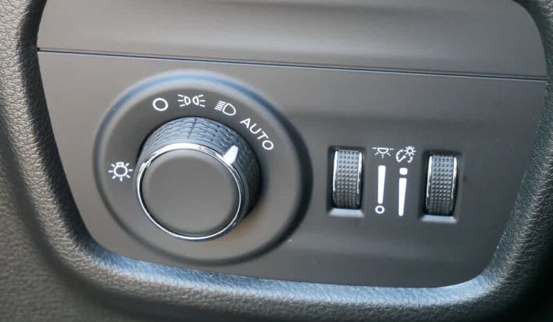 
								Jeep Grand Cherokee full									