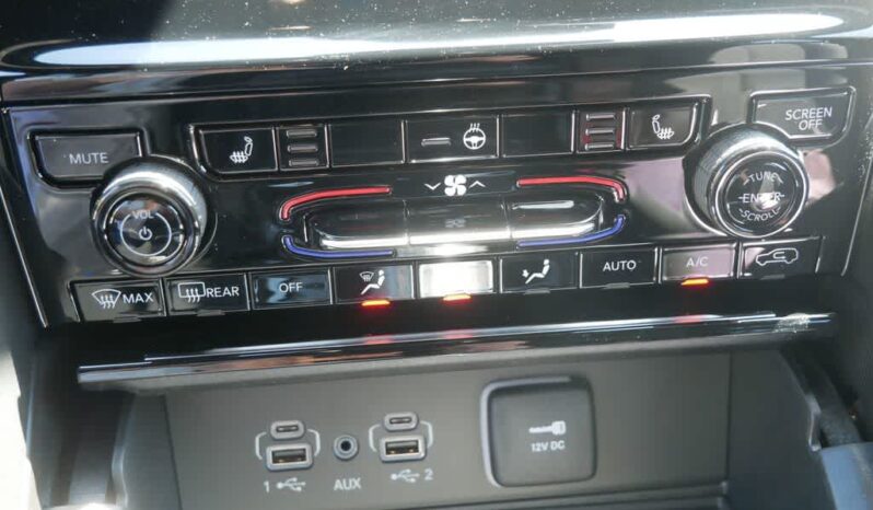 
								Jeep Grand Cherokee full									