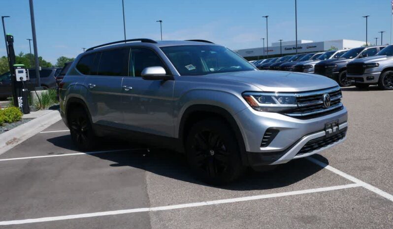 
								Volkswagen Atlas full									