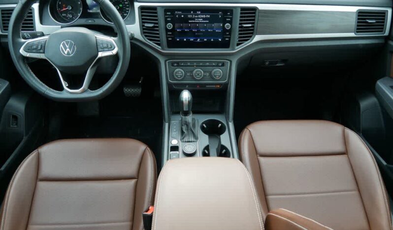 
								Volkswagen Atlas full									
