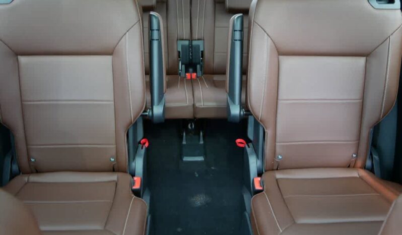
								Volkswagen Atlas full									