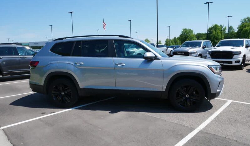 
								Volkswagen Atlas full									