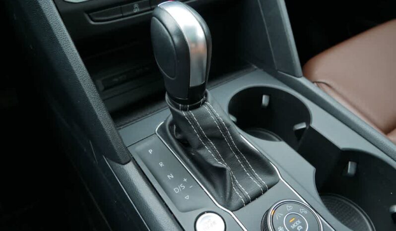
								Volkswagen Atlas full									