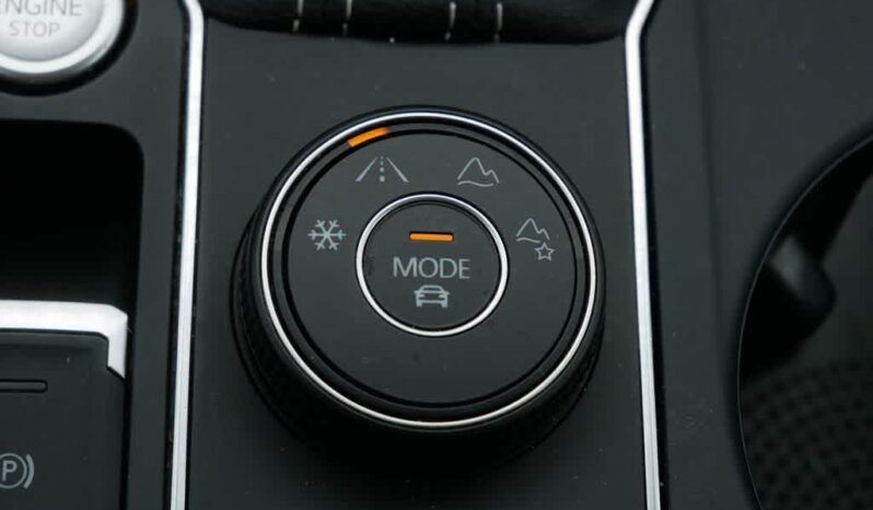 
								Volkswagen Atlas full									