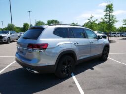 
										Volkswagen Atlas full									
