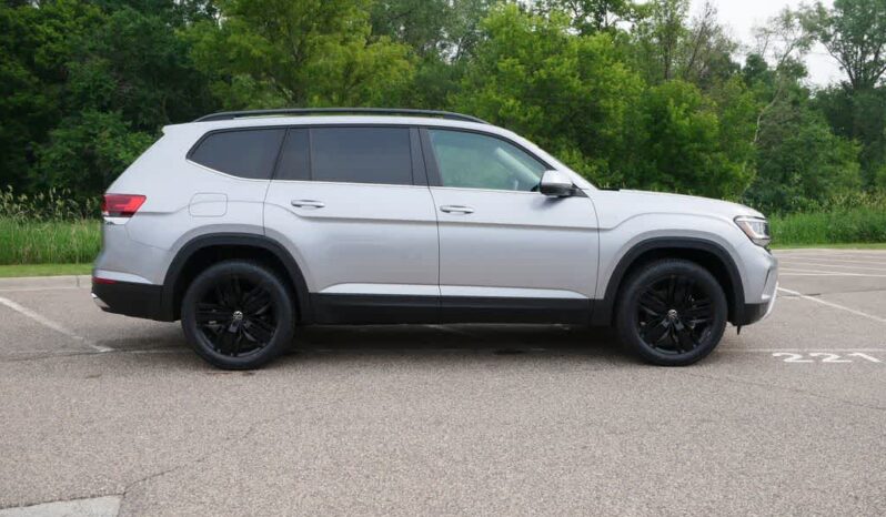 
								Volkswagen Atlas full									