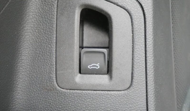 
								Volkswagen Atlas full									