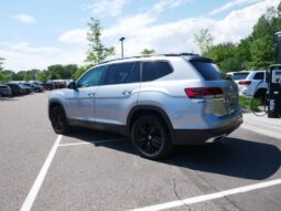 
										Volkswagen Atlas full									