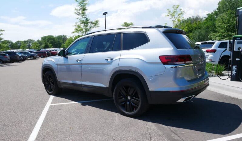 
								Volkswagen Atlas full									