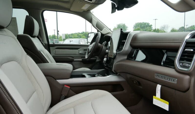 
 RAM 1500 full									
