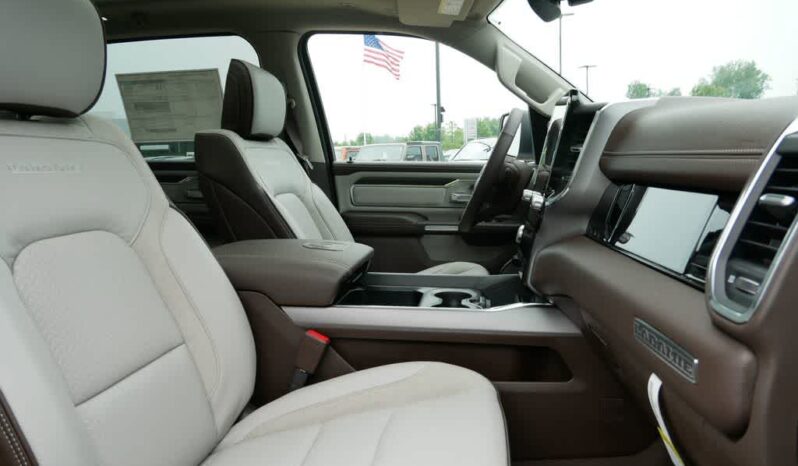 
 RAM 1500 full									