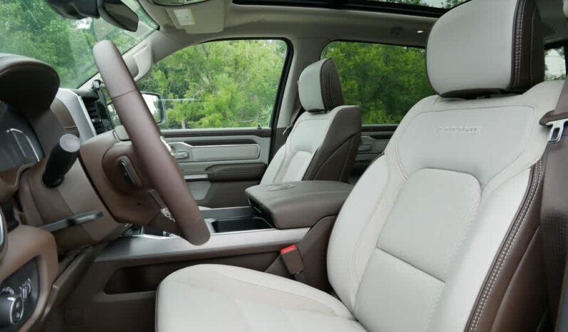 
 RAM 1500 full									