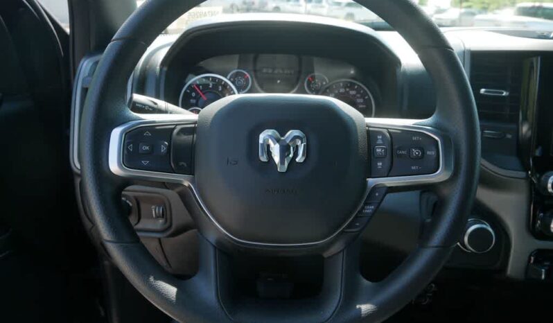
								RAM 1500 full									