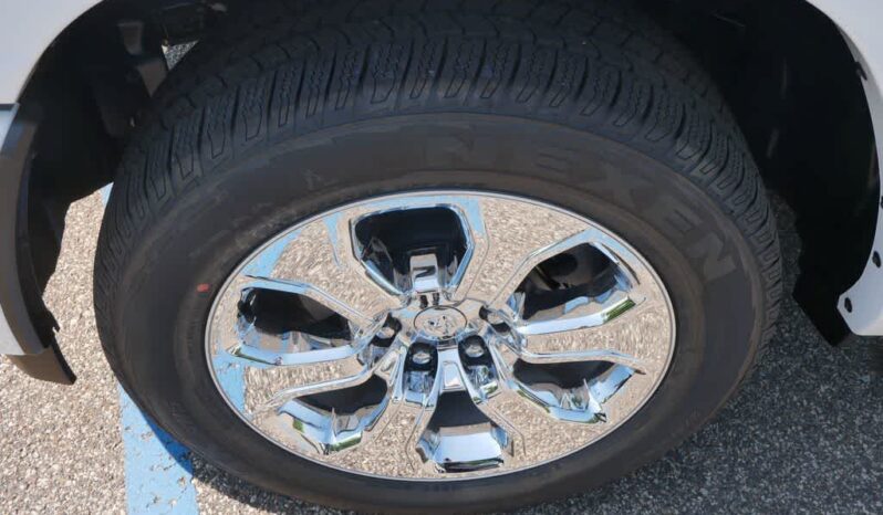 
								RAM 1500 full									