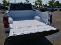 
										RAM 1500 full									