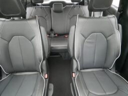 
										Chrysler Pacifica full									