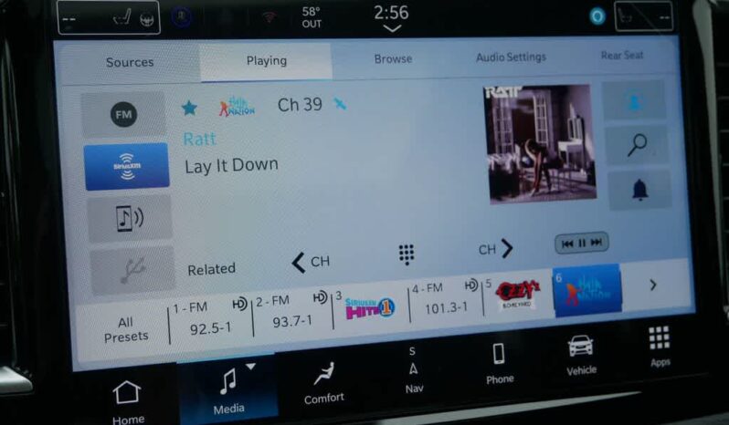 
								Chrysler Pacifica full									