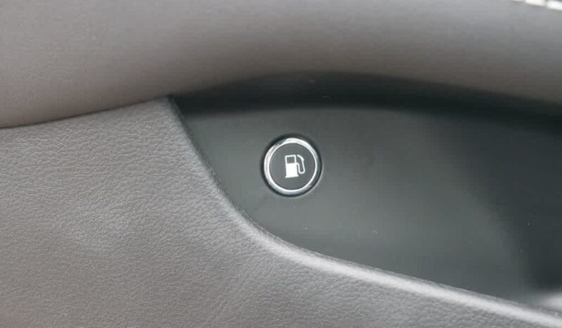 
								Chrysler Pacifica full									