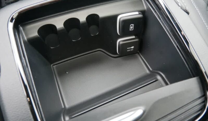 
								Chrysler Pacifica full									