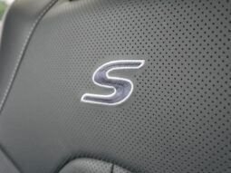 
										Chrysler Pacifica full									