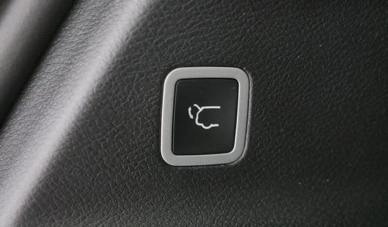 
								Chrysler Pacifica full									