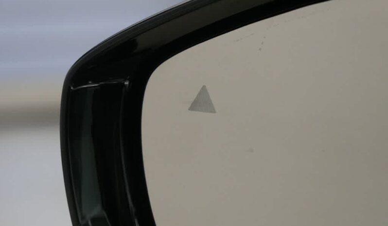 
								Chrysler Pacifica full									