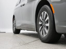 
										Chrysler Pacifica full									