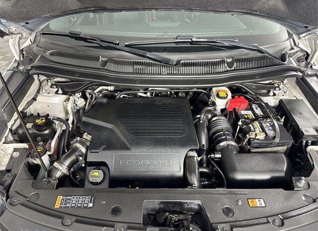 
								Ford Explorer full									