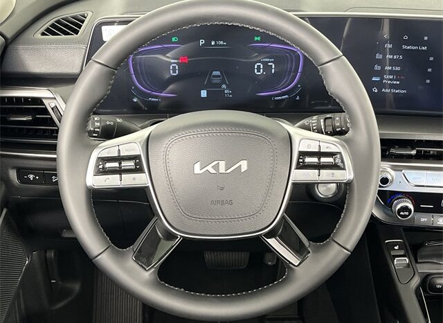 
								Kia Telluride full									