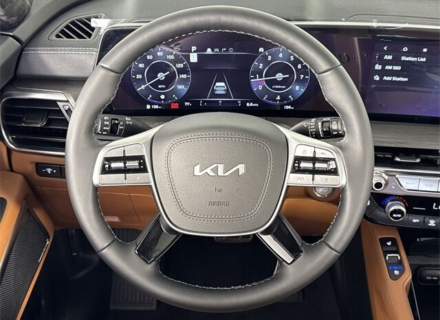 
								Kia Telluride full									