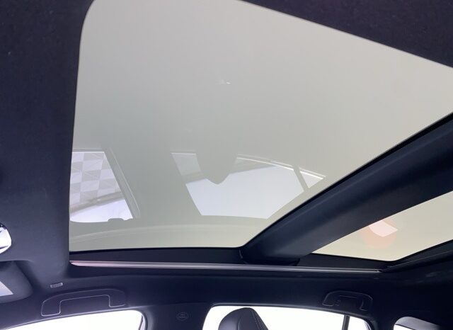 
								Toyota Venza full									