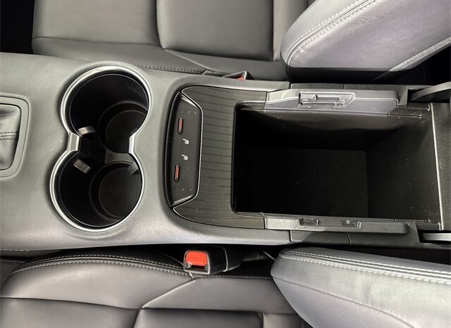 
								Toyota Venza full									