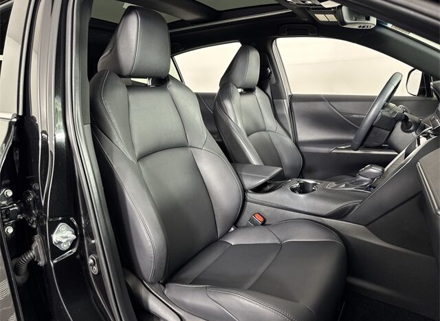 
								Toyota Venza full									