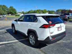 
										Toyota RAV4 full									