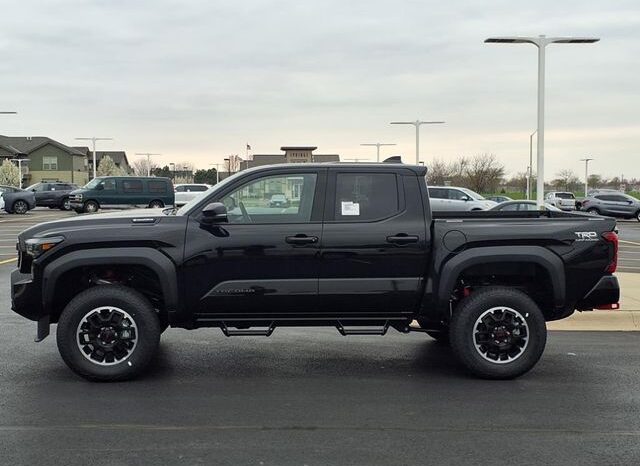 
 Toyota Tacoma Hybrid full									