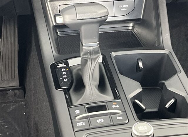 
 Kia K5 full									
