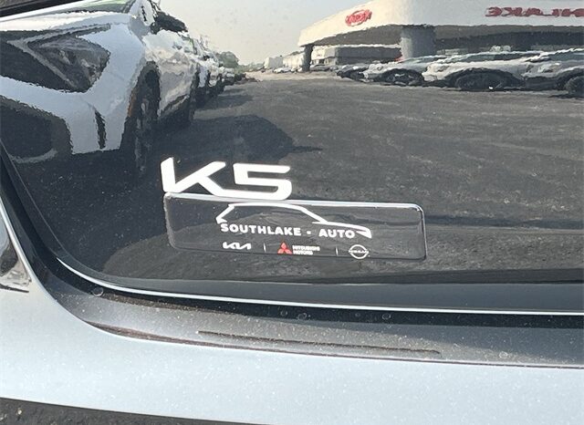 
 Kia K5 full									
