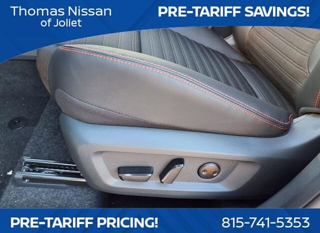 
								Nissan Rogue full									