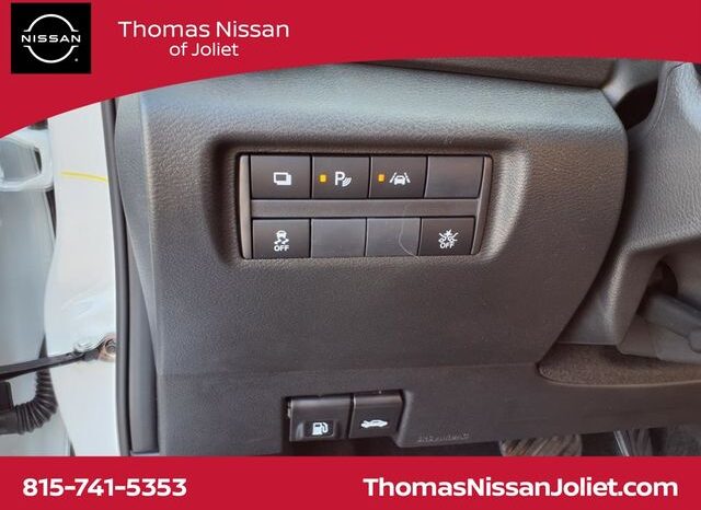 
 Nissan Versa full									