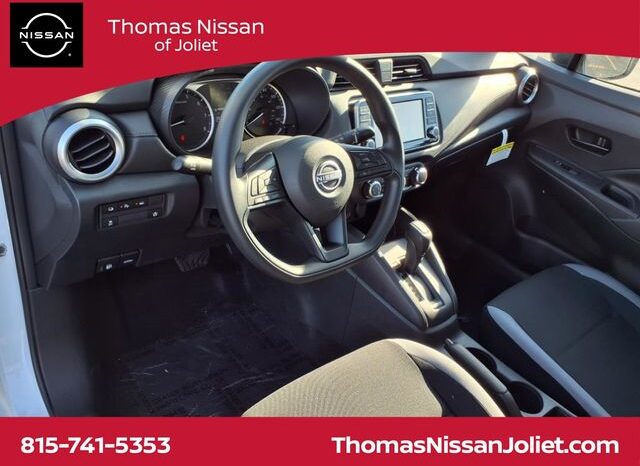 
 Nissan Versa full									