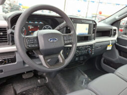 Ford Super Duty F-350 full