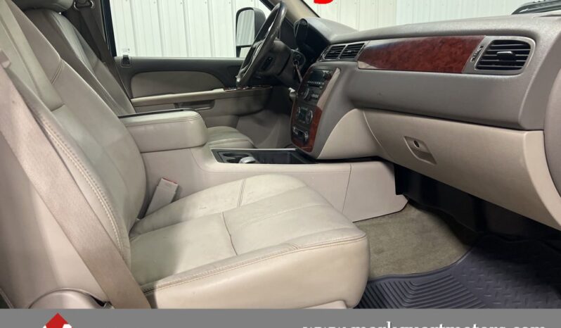 
 Chevrolet Silverado 2500 HD full									