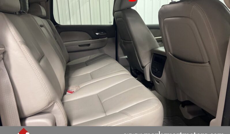 
 Chevrolet Silverado 2500 HD full									