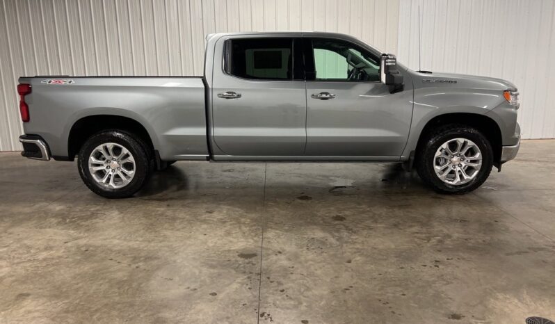 
 Chevrolet Silverado 1500 full									