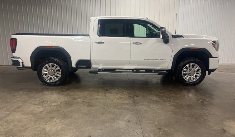 
 GMC Sierra 2500 HD full									