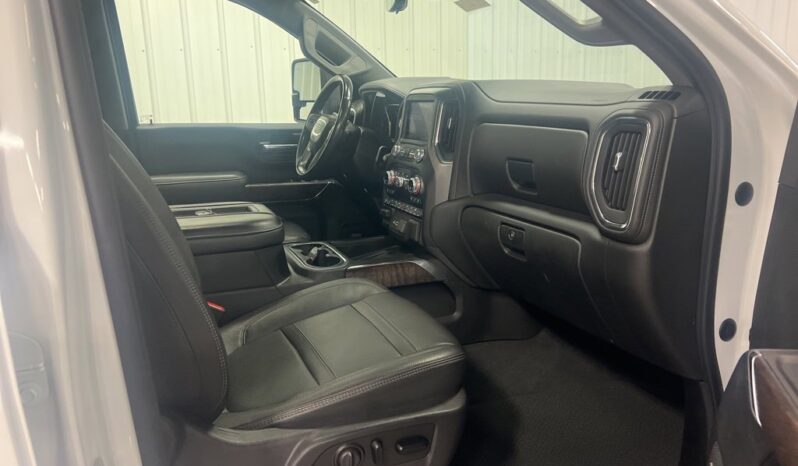 
 GMC Sierra 2500 HD full									