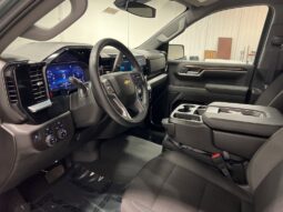 
 Chevrolet Silverado 1500 full									