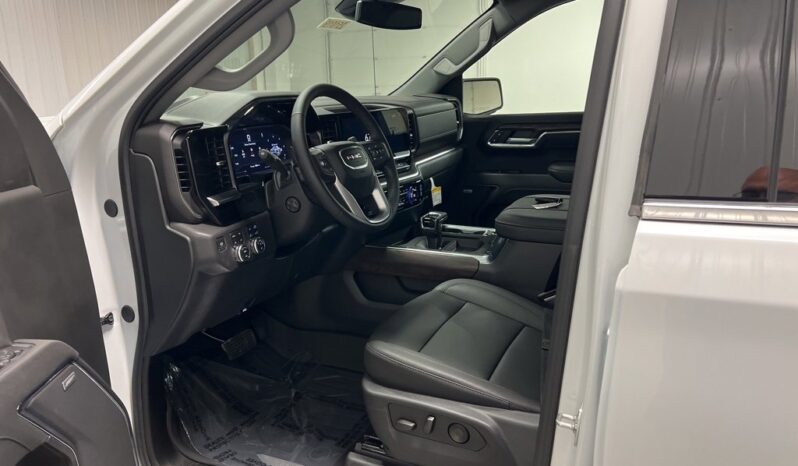 
 GMC Sierra 1500 full									